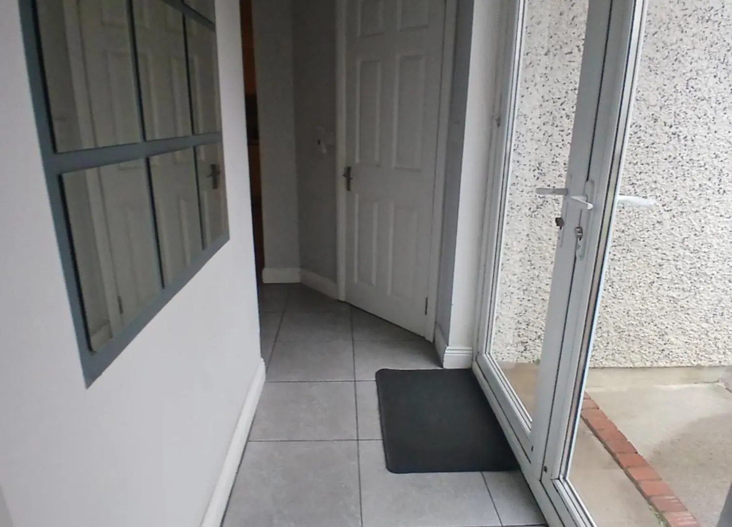 Апартаменты Self-Contained Bungalow Dublin Airport