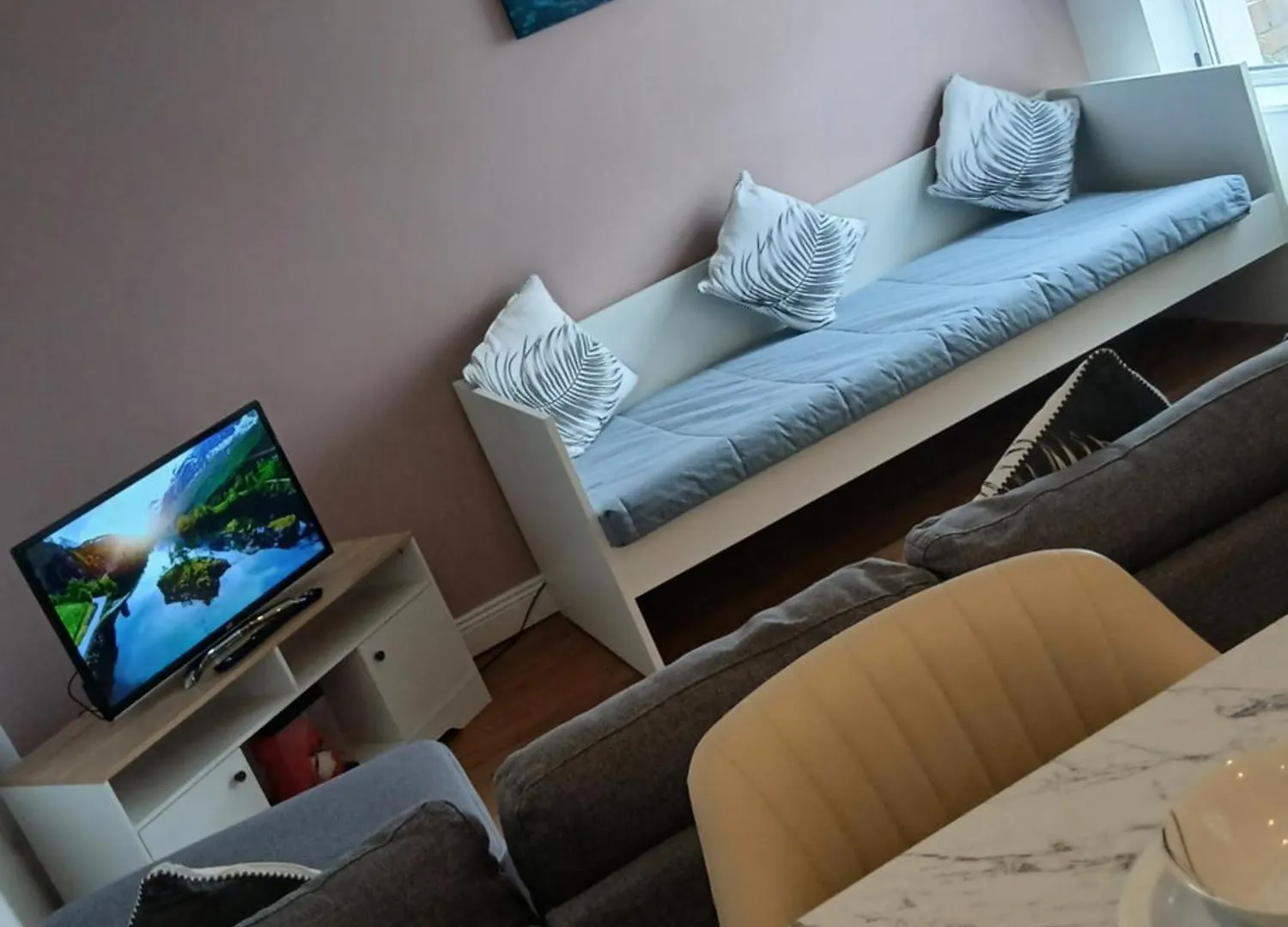 Self-Contained Bungalow Dublin Airport Апартаменты